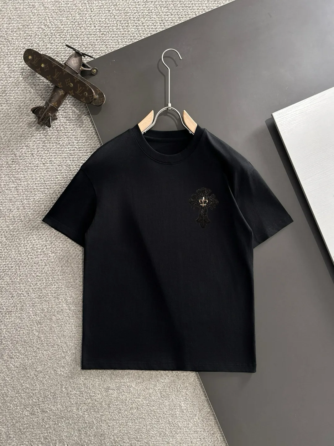 ， Same Style T ！ DG Logo ！ ！ Breathable ， 。Premium ， ！ Same Style！ ：Black White Size：S-xx L